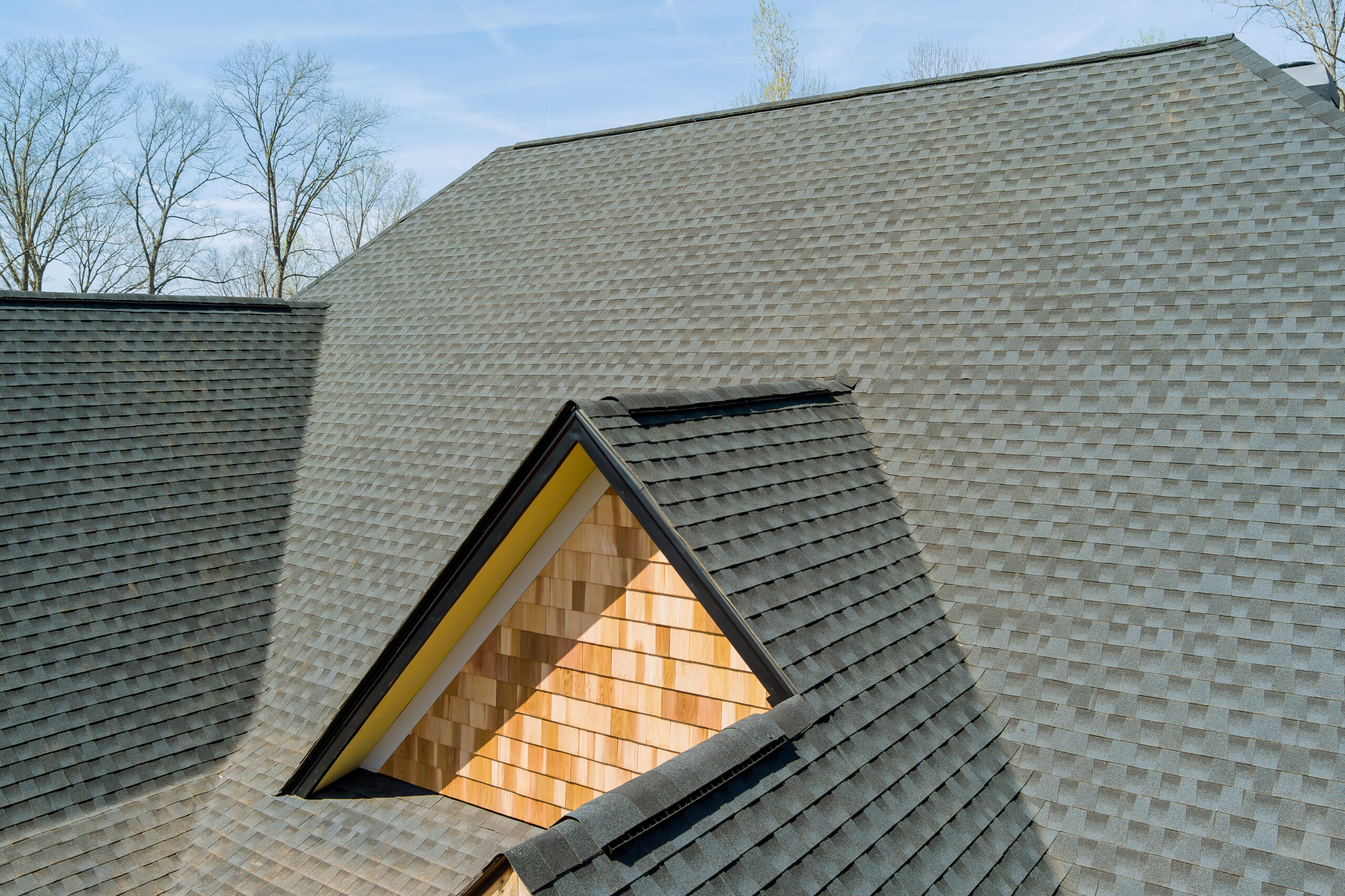 Photo of a shingle roof.